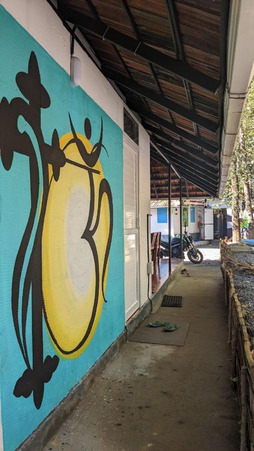 Crossroads Hostel 1957 Kalpatta Ngoại thất bức ảnh