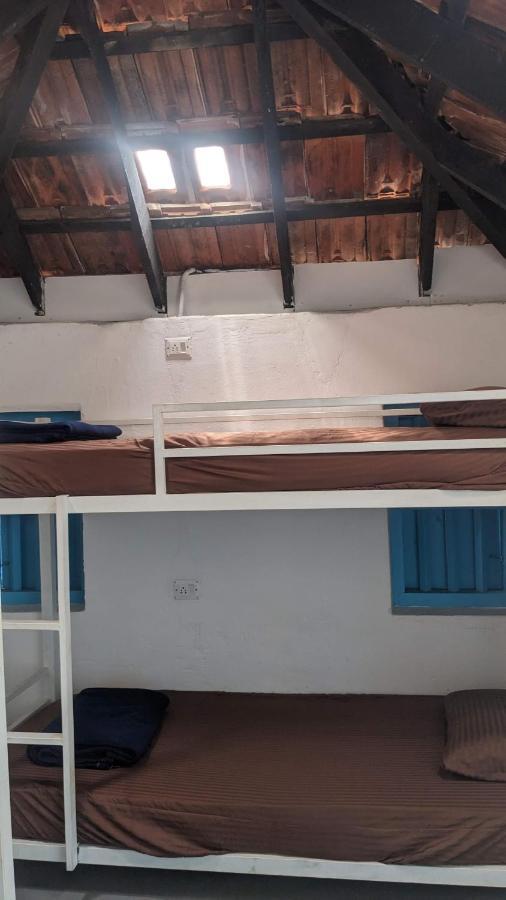 Crossroads Hostel 1957 Kalpatta Ngoại thất bức ảnh